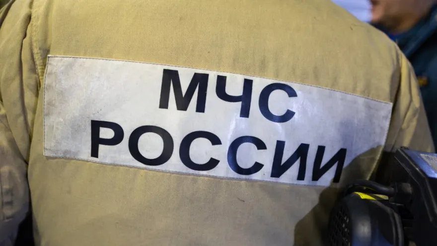 Два человека погибли при пожаре в доме в Тарко-Сале