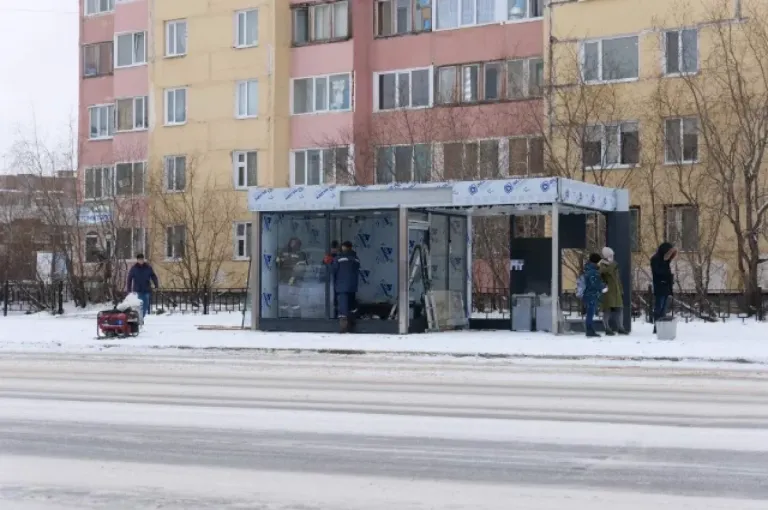 В Надыме установят две тёплые остановки на Ленинградском и Комсомольской